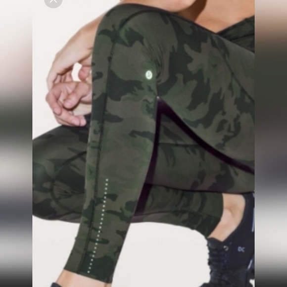 Lululemon Align28 camoSize